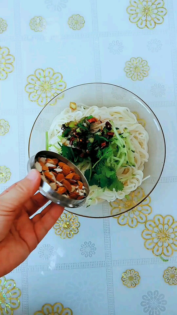 California Cold Noodles recipe