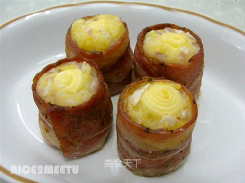 Baked Potatoes with Cheese and Bacon recipe