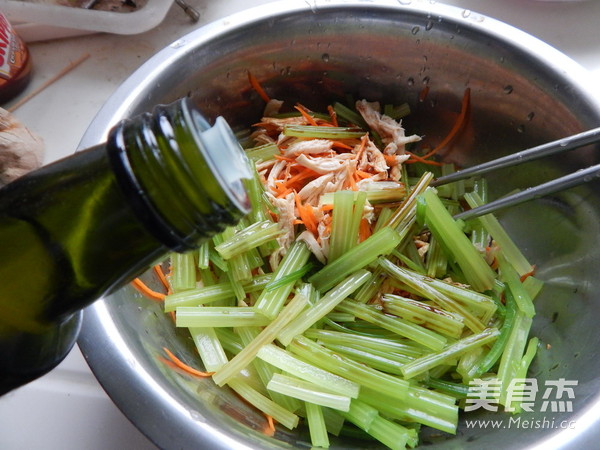 Shredded Chicken with Cress recipe