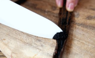 Homemade Vanilla Sugar in Three Minutes, Perfect to Hold All Desserts and Pastries! recipe