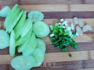 Cucumber and Egg Soup recipe