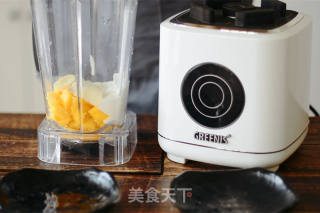 Homemade Mango Banana Yogurt recipe