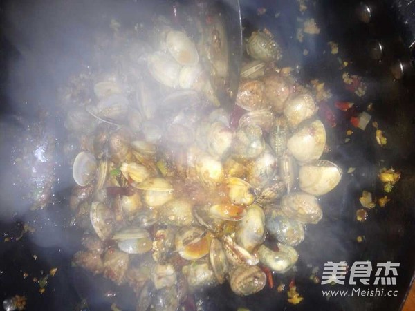 Stir-fried Clams recipe