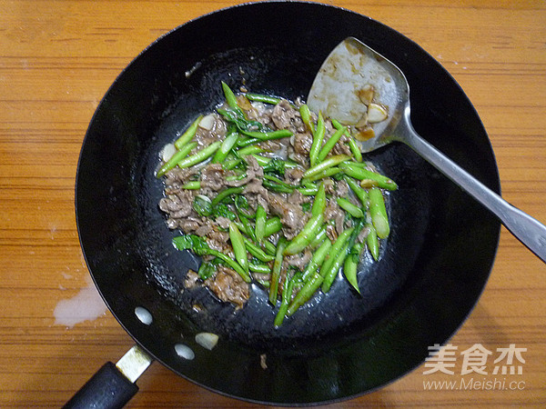 Stir-fried Beef with Choy Sum recipe