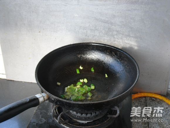 Spicy Braised Songhua Egg recipe