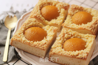 Crispy Outside and Soft Fruity Fragrance Inside. 【yellow Peach Crispy Bread】 recipe