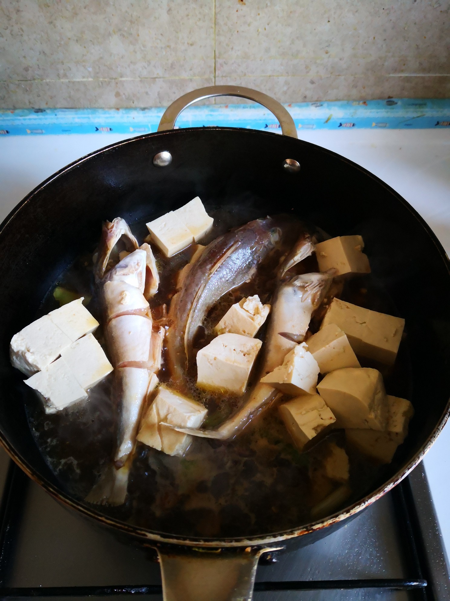 Red Snack Fish Braised Tofu recipe