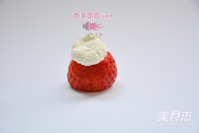 Strawberry Santa's Body recipe