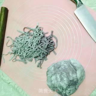 Purple Sweet Potato Shrimp Noodle recipe