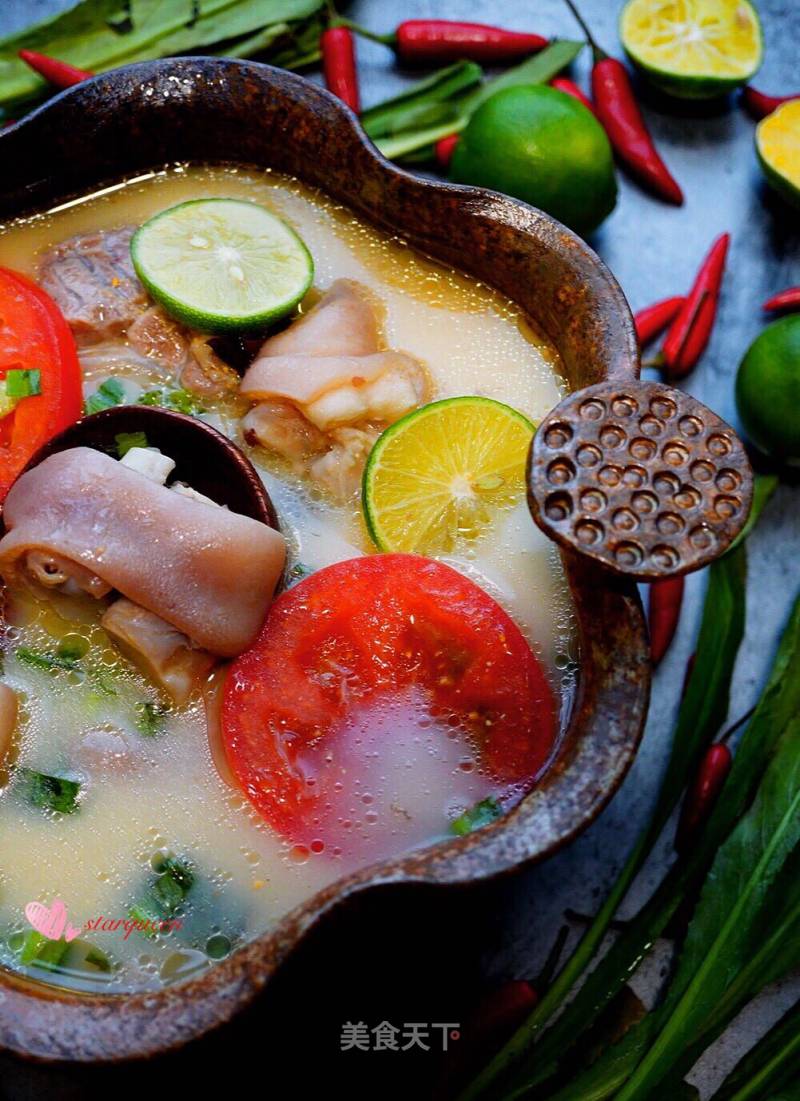 The Most Beautiful Yunnan Cuisine-sour Pork Knuckle Soup recipe