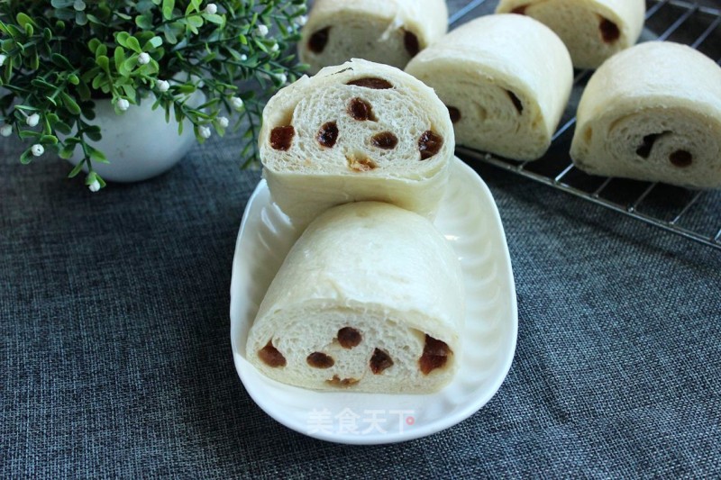 Raisin Roll Recipe - Simple Chinese Food