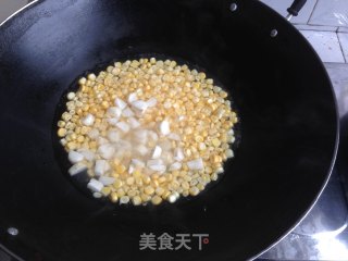 Stir-fried Diced Pork with Corn, Green and Red Pepper recipe