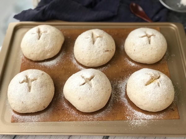 Whole Wheat Cheese and Nuts Soft European (old Pasta Method) recipe