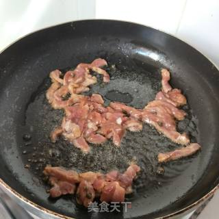 Stir-fried Pasta with Double Pepper Pork Tenderloin recipe