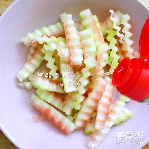 Sweet and Sour Watermelon Peel recipe