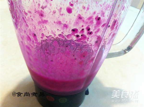 Dragon Fruit Milkshake recipe