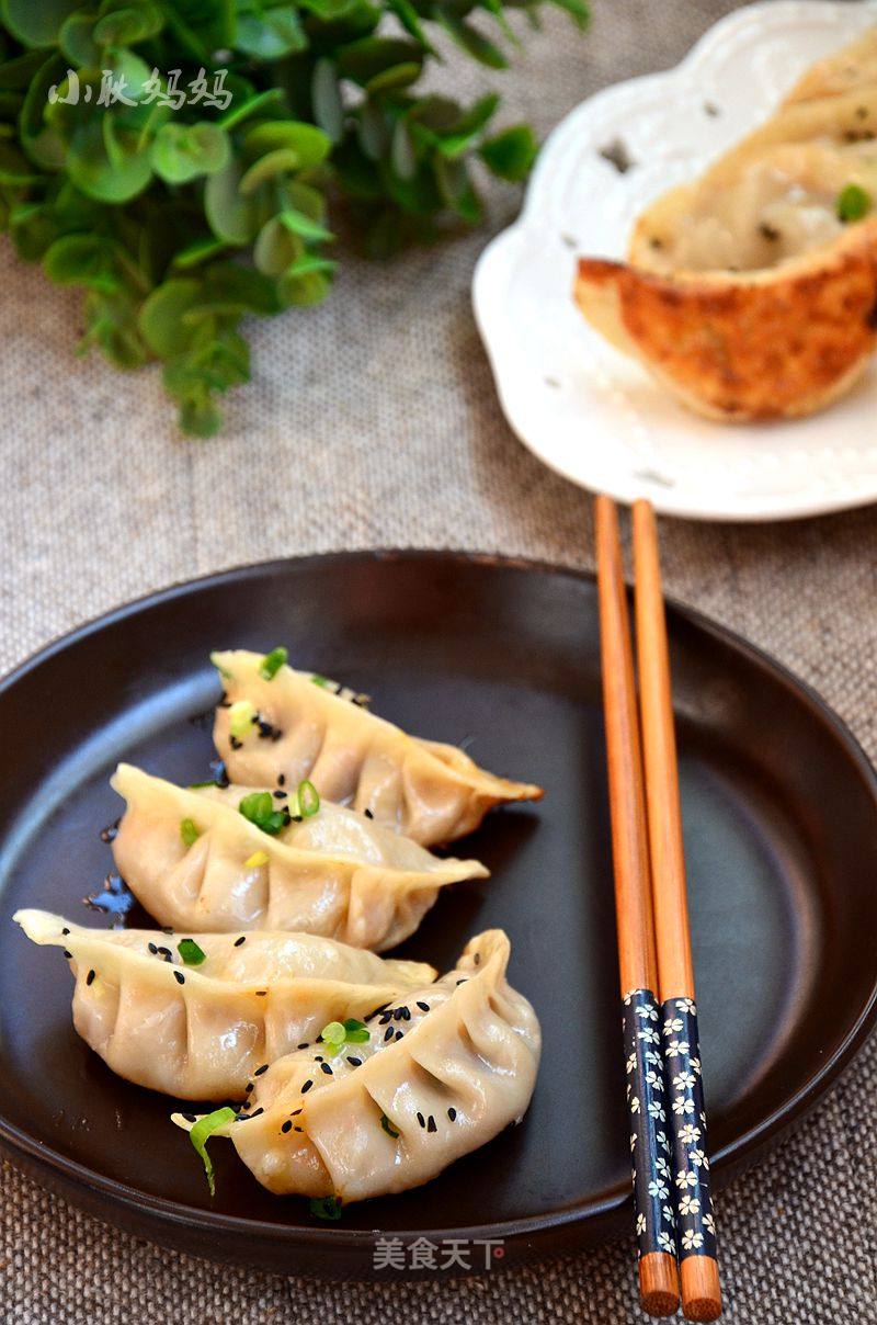 Pork and Cabbage Pot Stickers recipe