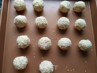 Roasted Sesame Sweet Potato Balls recipe