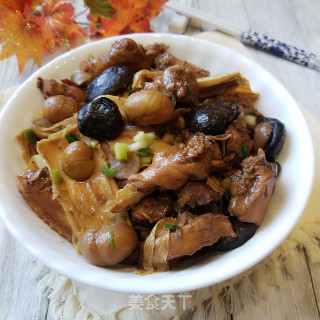 Braised Chicken with Mushrooms, Yuba and Chestnuts recipe