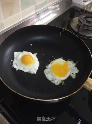 Fried Eggs recipe
