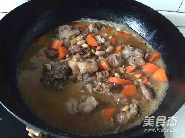 Roast Pork Feet recipe