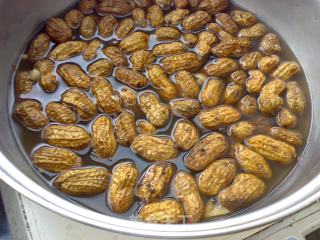 Groundnuts: Five Spices Marinated Peanut recipe