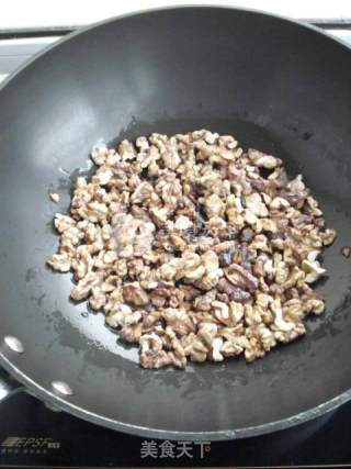 Oil Salt Walnut recipe