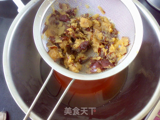 Thousand-layer Horseshoe Cake with Red Date Juice recipe