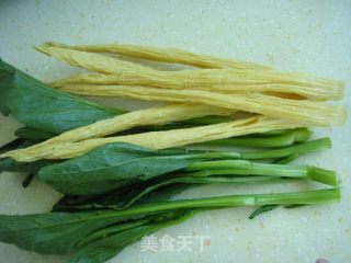 Pork Knuckle and Sea Cucumber recipe