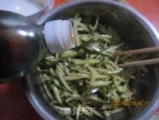 Cucumber and Enoki Mushroom recipe