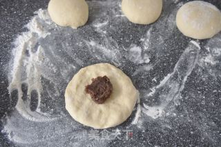 Fluffy Red Bean Souffle Bread recipe