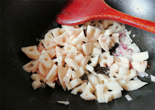 Spicy Fried Lotus Root recipe