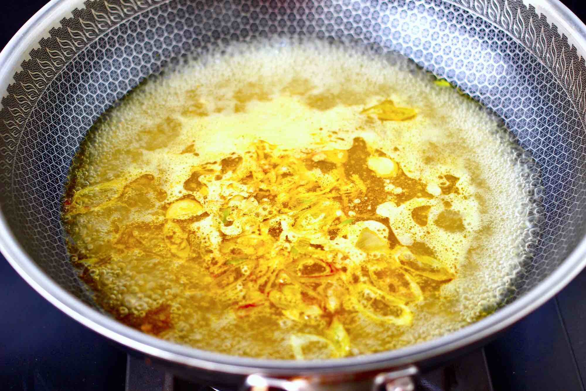 Sour Soup Mackerel recipe
