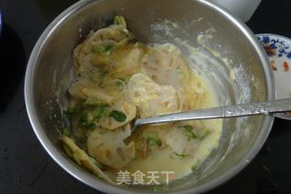 Lotus Root and Sophora Japonica Pancake recipe