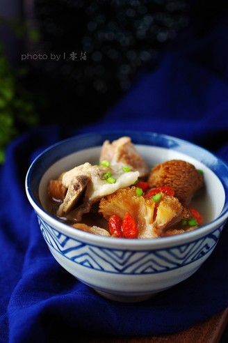 Bawang Supermarket | Hericium Pork Ribs Soup recipe