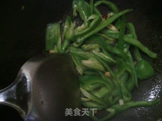 Continue to Stir-fry-green Pepper and Dried Tofu Skin recipe