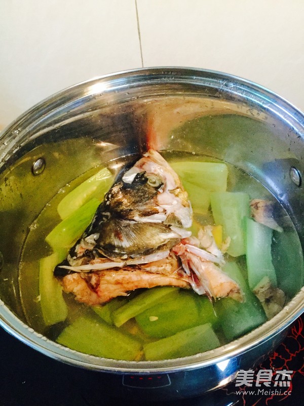 White Melon Fish Head Soup recipe