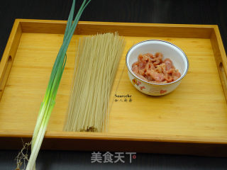 Stir Fried Potato Noodles with Lean Pork recipe