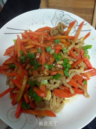 Stir-fried Shredded Pork with Carrots recipe