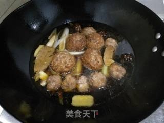 Meat Ball with Soy Sauce recipe