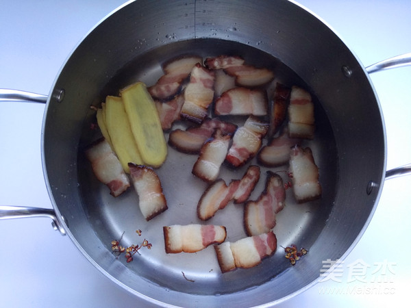 Bamboo Shoots and Bacon Umami Soup recipe