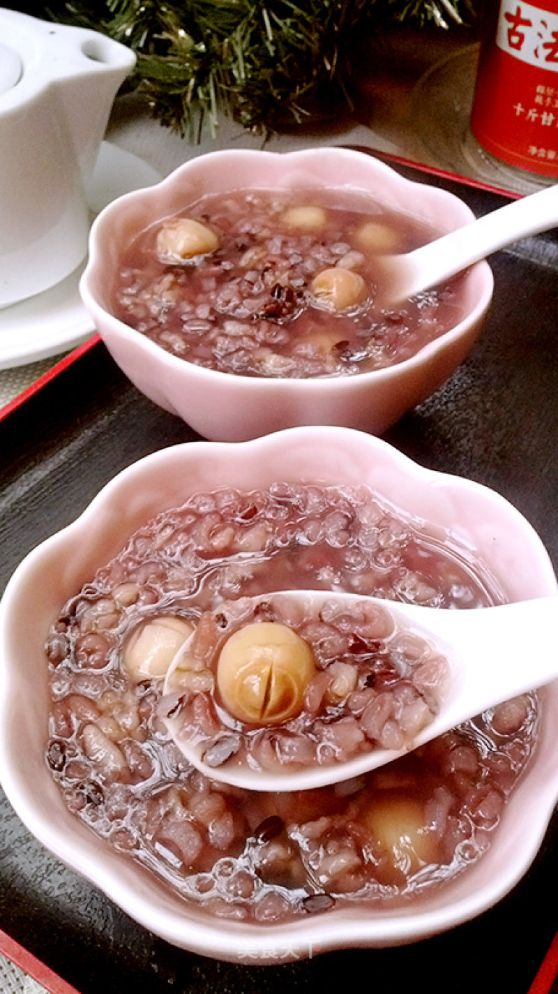 Black Rice and Lotus Seed Porridge