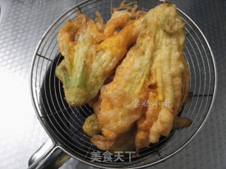 Fried Pumpkin Flowers recipe