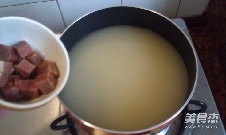 Ham and Scallop Winter Melon Soup recipe