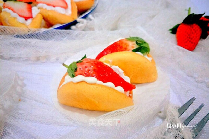 Creamy Strawberry Bebs recipe