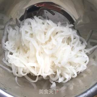 Crispy Shredded Radish with Cold Dressing recipe