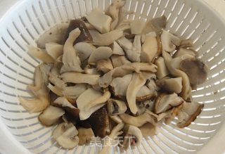 Shiitake and Yam Pot recipe