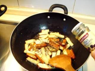 Private Dish "black Pepper Fragrant Dried Bamboo Shoots" recipe