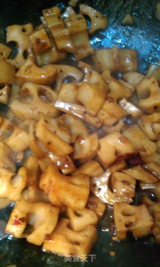 To Benefit The Stomach and Invigorate The Spleen-------sweet and Spicy Lotus Root recipe