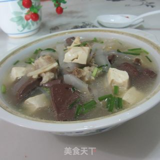 Pork Bone Noodles, Tofu and Pork Blood Soup recipe